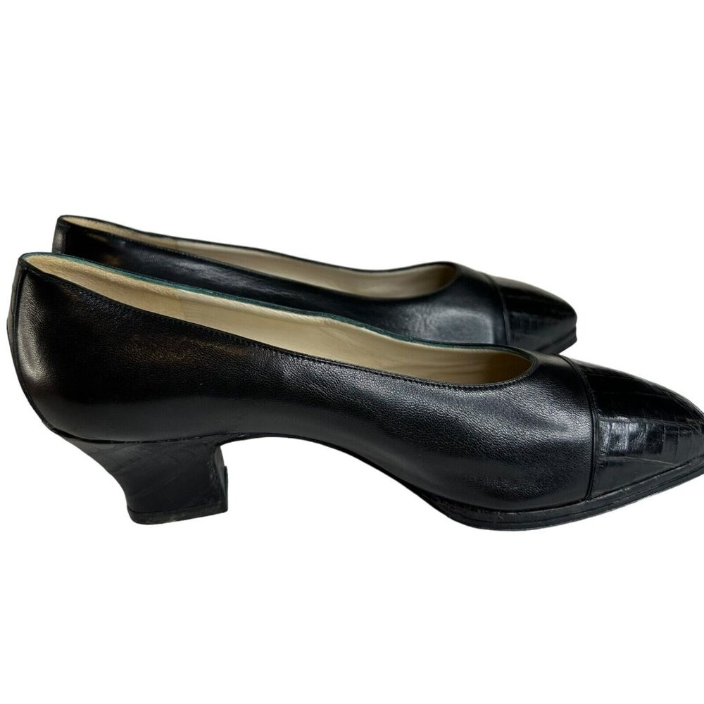 CHANEL Pump Size US 5.5 EU 36 Black Leather Block Mid Heel Closed Toe Made Italy - Picture 8 of 16